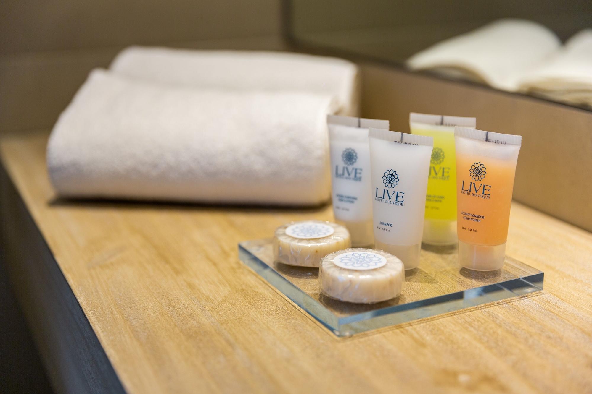 Live Hotel Boutique (Adults Only) 埃斯特角城 外观 照片